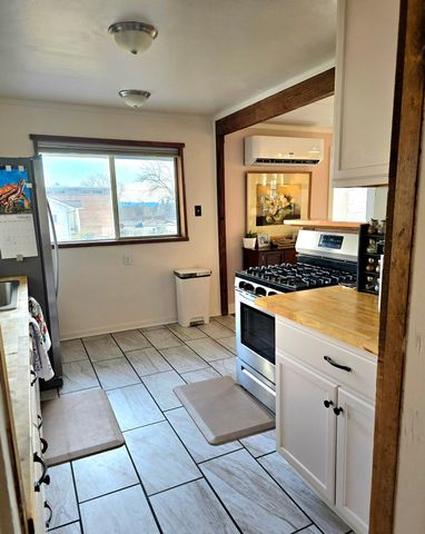 129 Henry Street, Klamath Falls, OR 97601