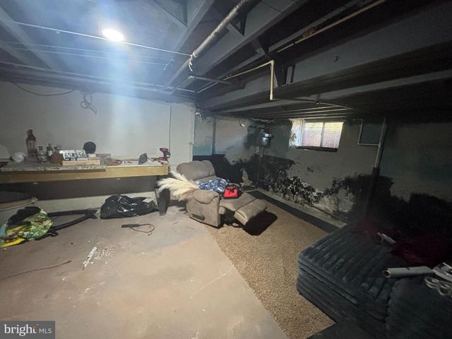 2602 AISQUITH ST, Baltimore, MD 21218