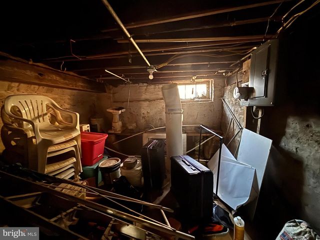 2602 AISQUITH ST, Baltimore, MD 21218