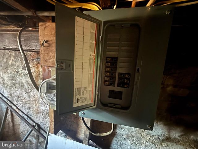 2602 AISQUITH ST, Baltimore, MD 21218