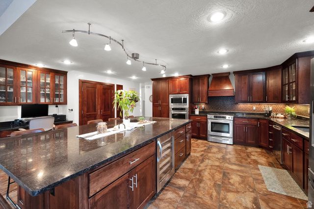 310 N 800 E, Mapleton, UT 84664