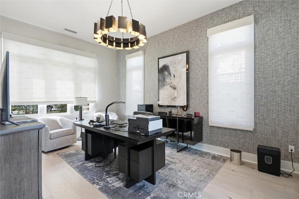 Image 32 of property listing at 23 Phillips Ranch Road, Rolling Hills Estates, CA 90274