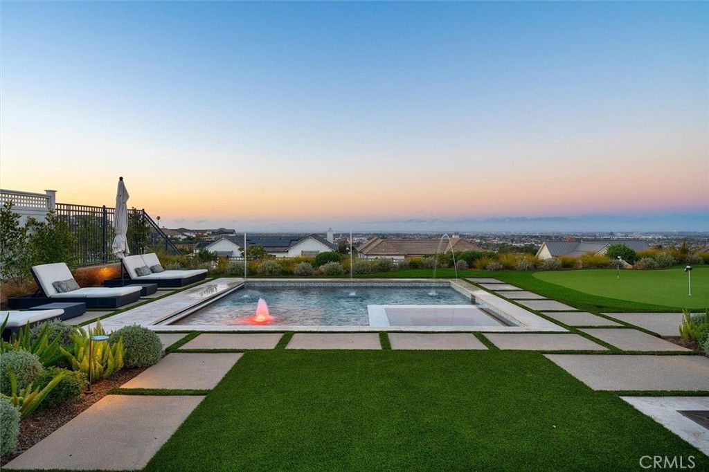 Image 42 of property listing at 23 Phillips Ranch Road, Rolling Hills Estates, CA 90274