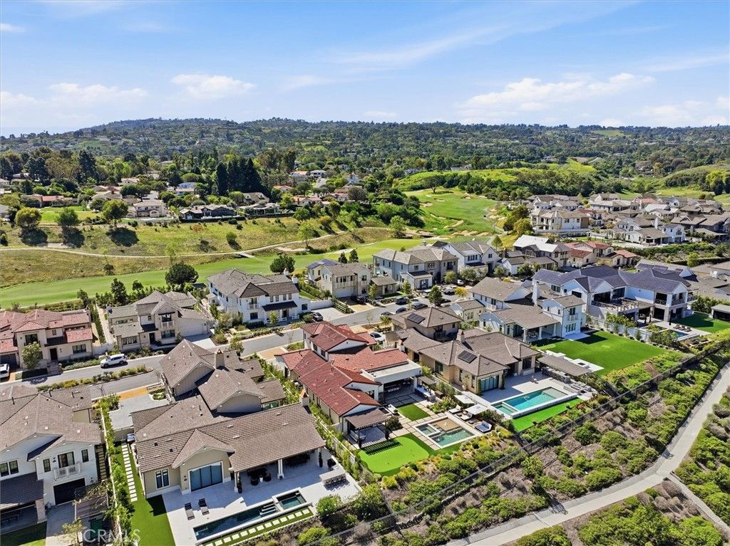 Image 45 of property listing at 23 Phillips Ranch Road, Rolling Hills Estates, CA 90274