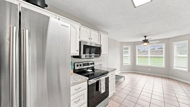 697 BLOOMINGTON DR, Brighton, TN 38011
