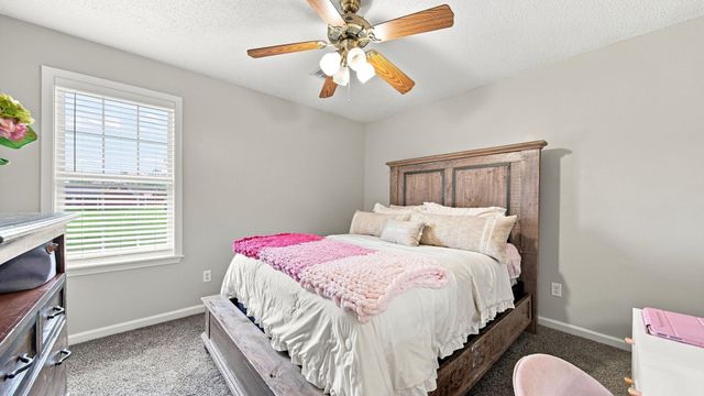 697 BLOOMINGTON DR, Brighton, TN 38011