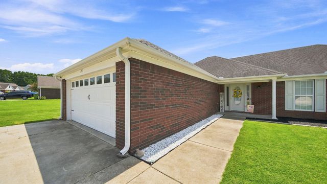 697 BLOOMINGTON DR, Brighton, TN 38011