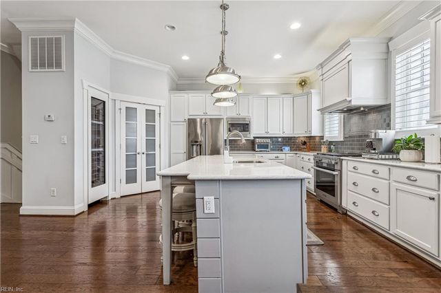 4152 East Beach DR, Norfolk, VA 23518