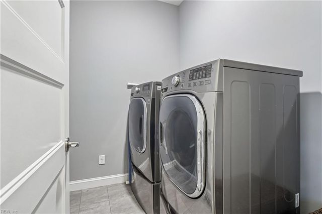 4152 East Beach DR, Norfolk, VA 23518