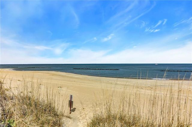 4152 East Beach DR, Norfolk, VA 23518
