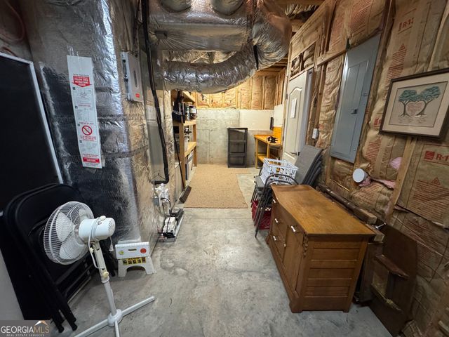 94 Westwood Circle, Hartwell, GA 30643