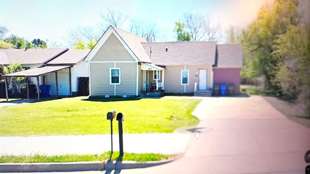 908 E Main Street, Norman, OK 73071