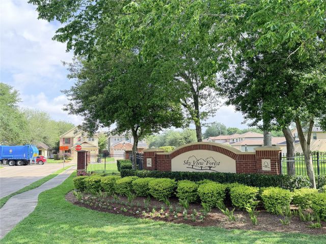 2634 Skyview Glen Court, Houston, TX 77047