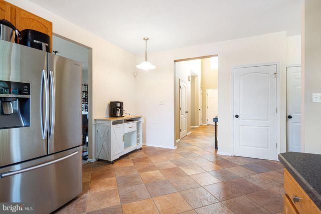 111 RYANS RUN, Sicklerville, NJ 08081