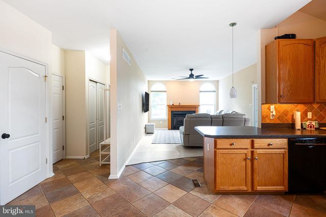 111 RYANS RUN, Sicklerville, NJ 08081