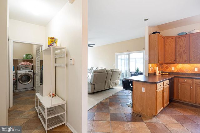 111 RYANS RUN, Sicklerville, NJ 08081