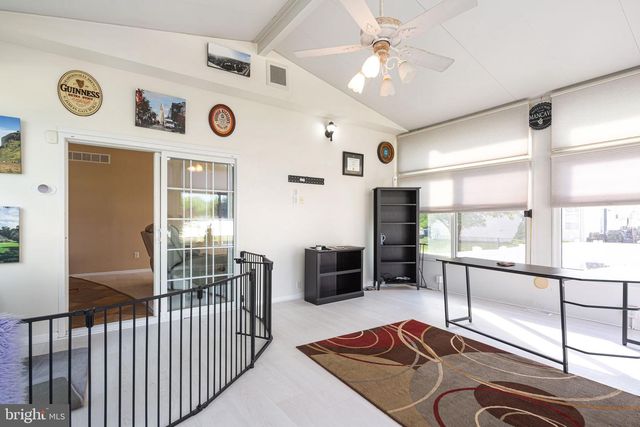 111 RYANS RUN, Sicklerville, NJ 08081