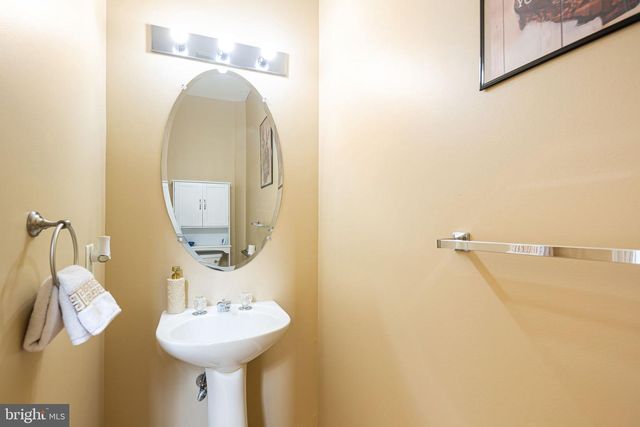 111 RYANS RUN, Sicklerville, NJ 08081