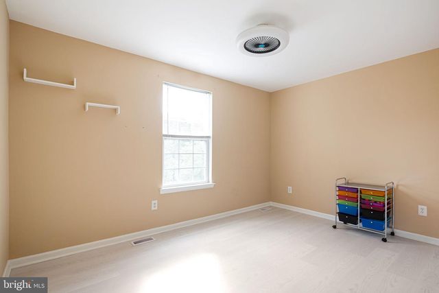 111 RYANS RUN, Sicklerville, NJ 08081