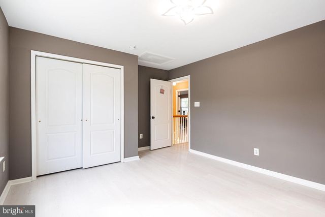 111 RYANS RUN, Sicklerville, NJ 08081
