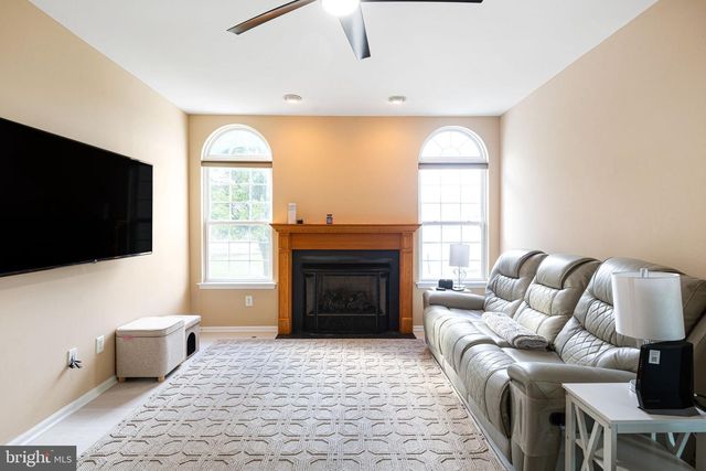 111 RYANS RUN, Sicklerville, NJ 08081