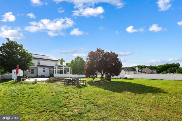 111 RYANS RUN, Sicklerville, NJ 08081