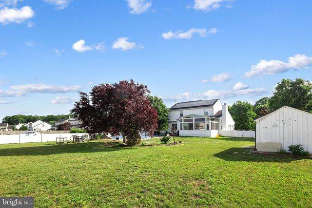 111 RYANS RUN, Sicklerville, NJ 08081