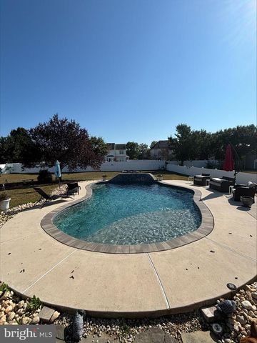 111 RYANS RUN, Sicklerville, NJ 08081