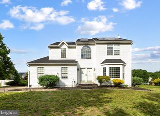111 RYANS RUN, Sicklerville, NJ 08081