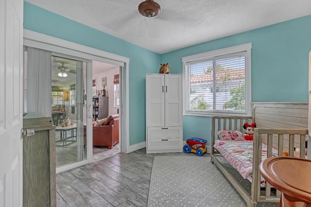 1890 SW 59th Avenue SW, Plantation, FL 33317