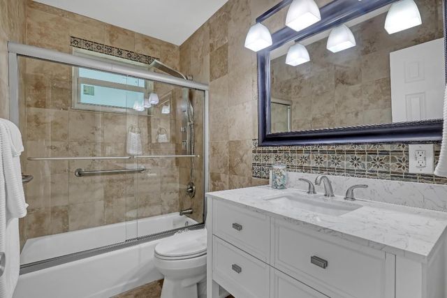 1890 SW 59th Avenue SW, Plantation, FL 33317