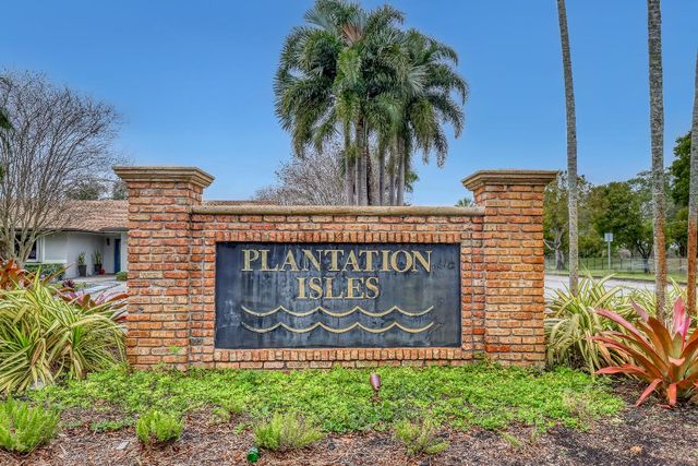 1890 SW 59th Avenue SW, Plantation, FL 33317