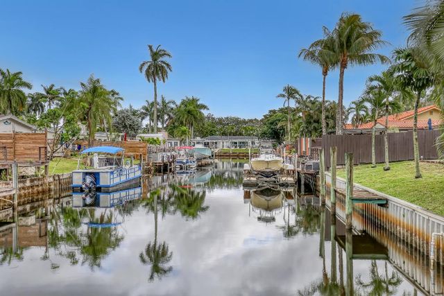 1890 SW 59th Avenue SW, Plantation, FL 33317