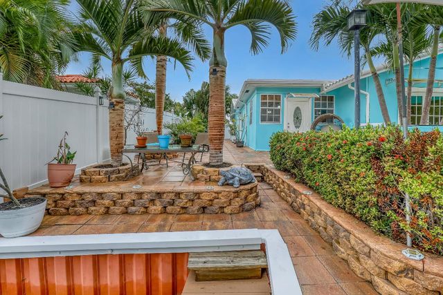 1890 SW 59th Avenue SW, Plantation, FL 33317