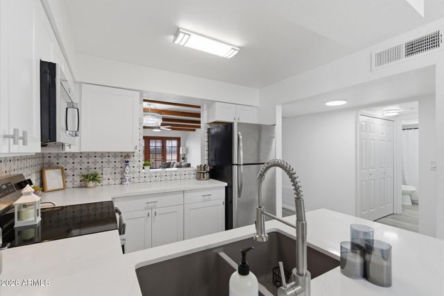 1125 W PASADENA Avenue 2, Phoenix, AZ 85013