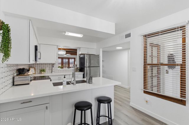 1125 W PASADENA Avenue 2, Phoenix, AZ 85013