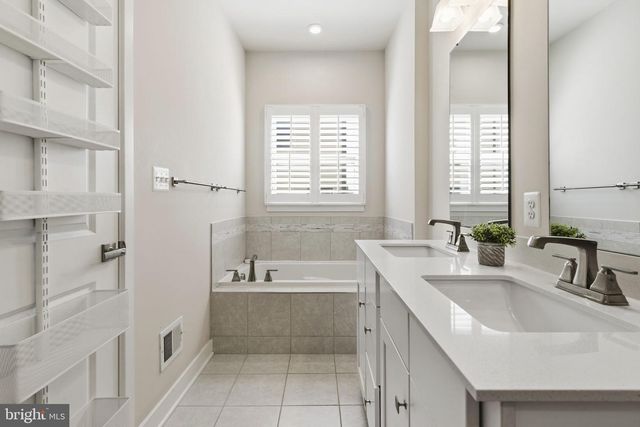 1511 LOWMAN ST, Baltimore, MD 21230