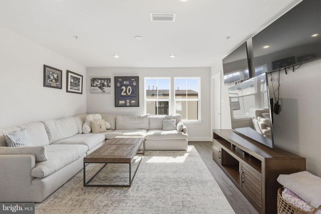 1511 LOWMAN ST, Baltimore, MD 21230