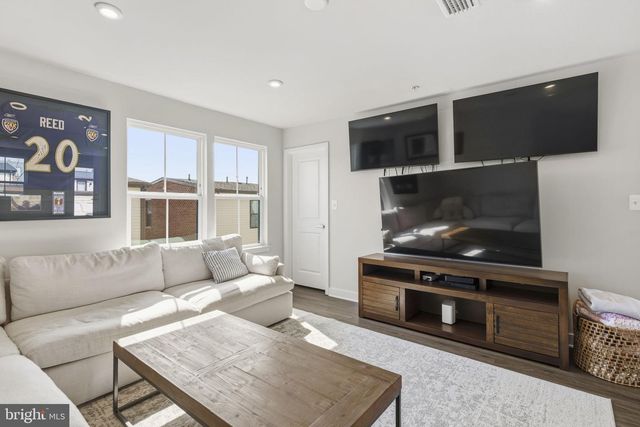 1511 LOWMAN ST, Baltimore, MD 21230