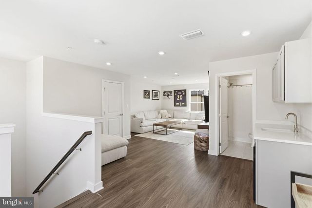 1511 LOWMAN ST, Baltimore, MD 21230