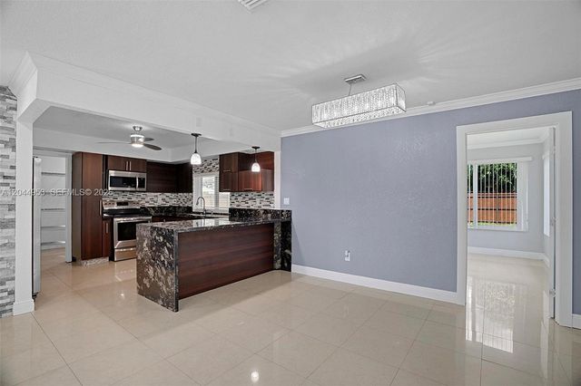 8891 NW 11th Street, Pembroke Pines, FL 33024