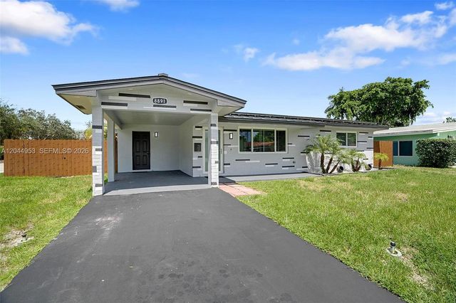 8891 NW 11th Street, Pembroke Pines, FL 33024