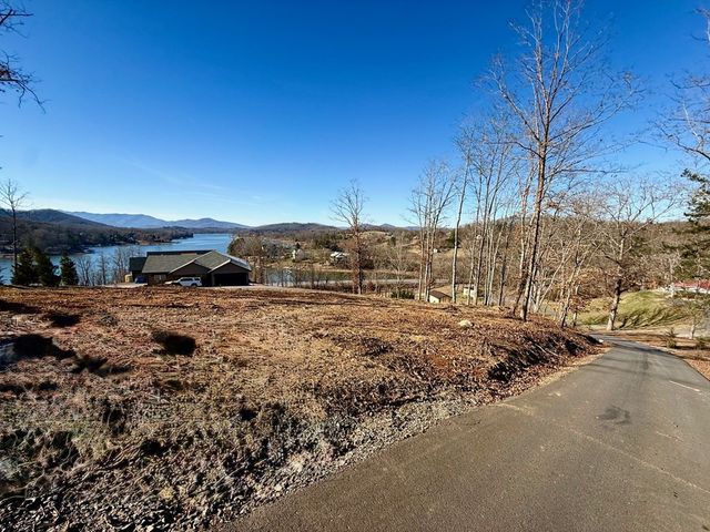 Lot 7 Mountain Breezes, Hayesville, NC 28904
