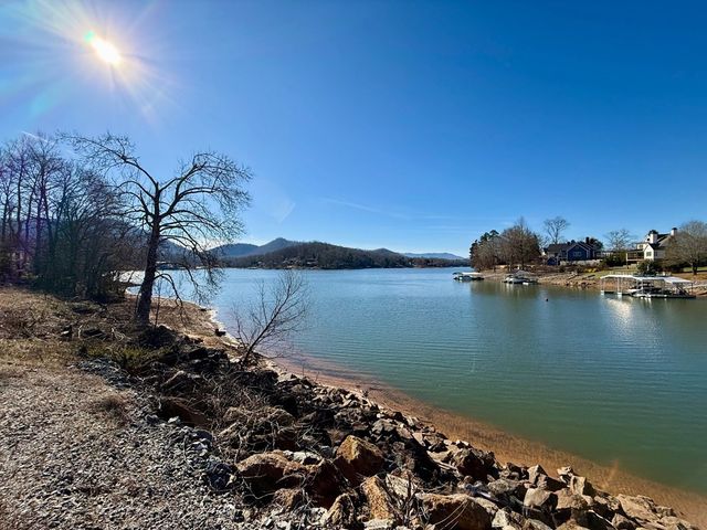 Lot 7 Mountain Breezes, Hayesville, NC 28904
