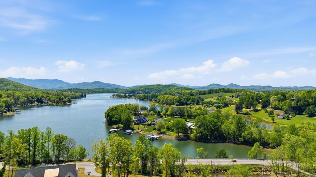 Lot 7 Mountain Breezes, Hayesville, NC 28904