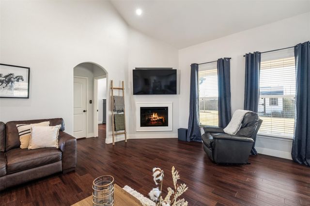 103 Les LN, Smithville, TX 78957