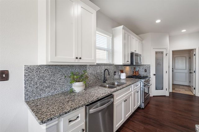 103 Les LN, Smithville, TX 78957