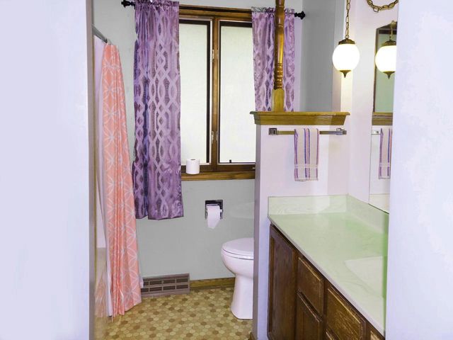 1015 E High Street, Milton, WI 53563