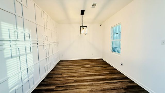 2620 Beech Creek Road, Glenn Heights, TX 75154