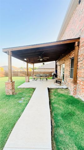 2620 Beech Creek Road, Glenn Heights, TX 75154